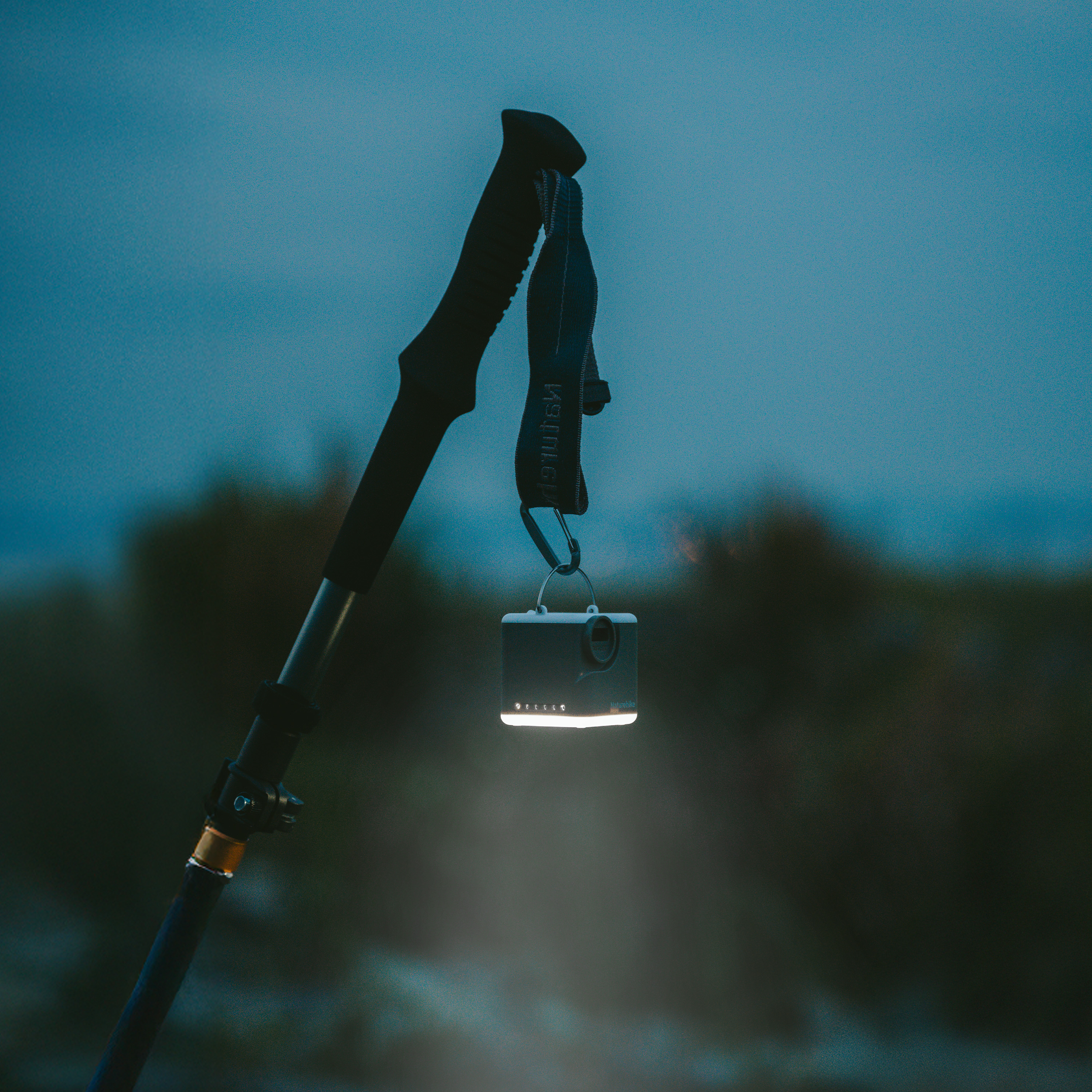 Naturehike Wind mini 2 kompresor/pumpa se světlem 104g - zelená